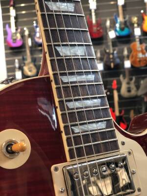 Gibson Limited Edition Les Paul Standard 60's AAA Top - Cherry Burst